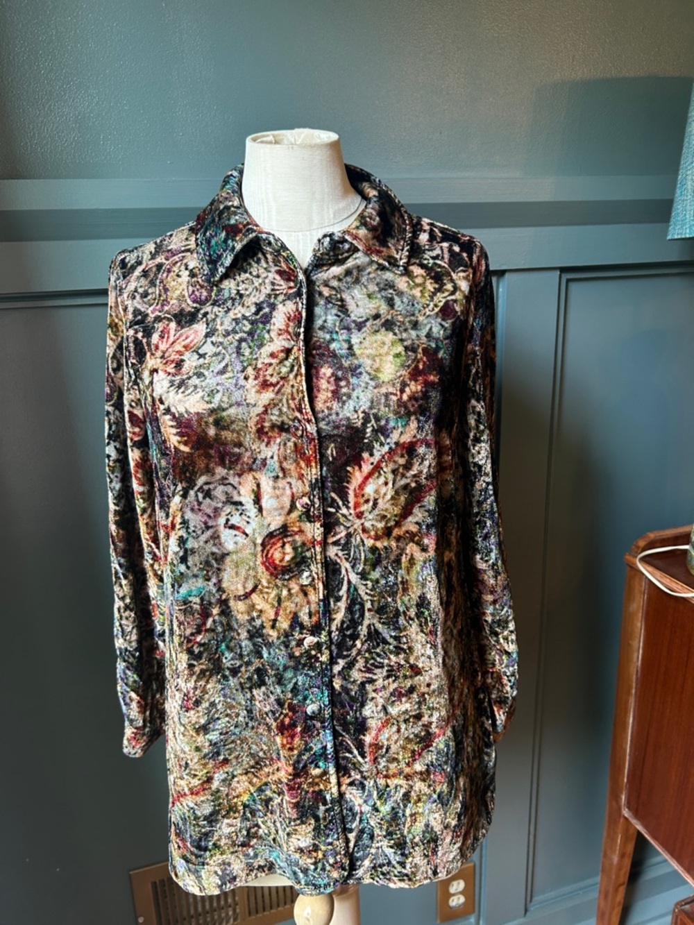 Soft Surroundings Multicolor Velvet Button-Up Shirt - Floral Textured Design